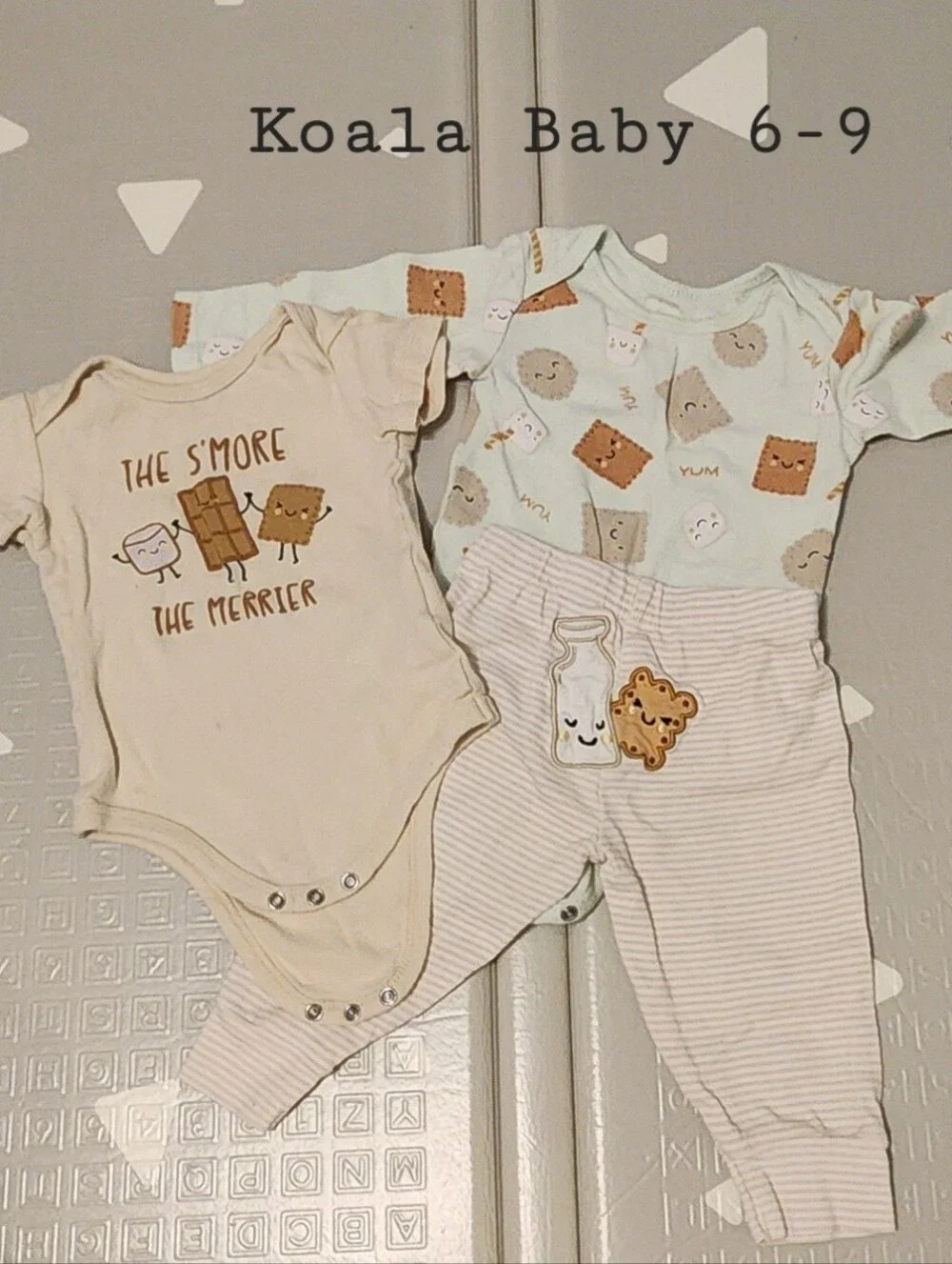 Koala Kids Beige & Mint S'mores Themed Three-piece Set